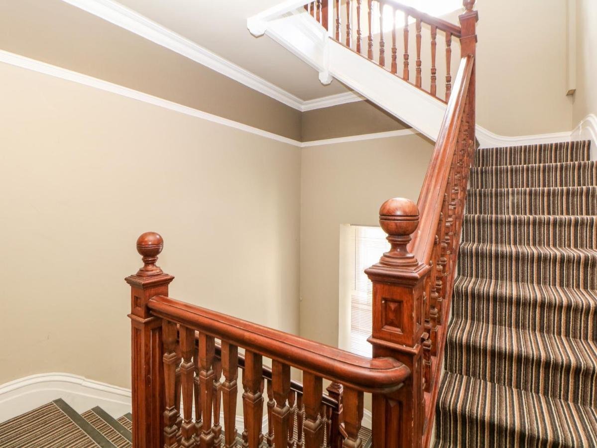 Sunshine Apartment Белпер Экстерьер фото
